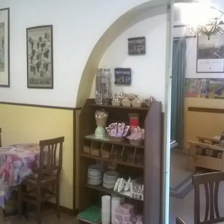 Hotel La Passeggiata 3*